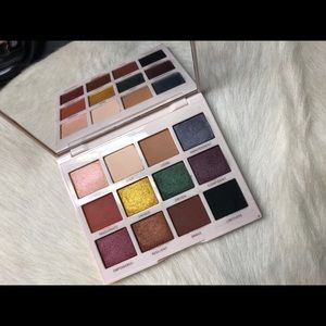 Persona Identity Two Palette